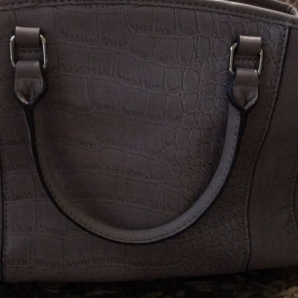 Anne Klein - Picture 2 of 5